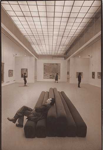 Museum Modern Art, Cold building
