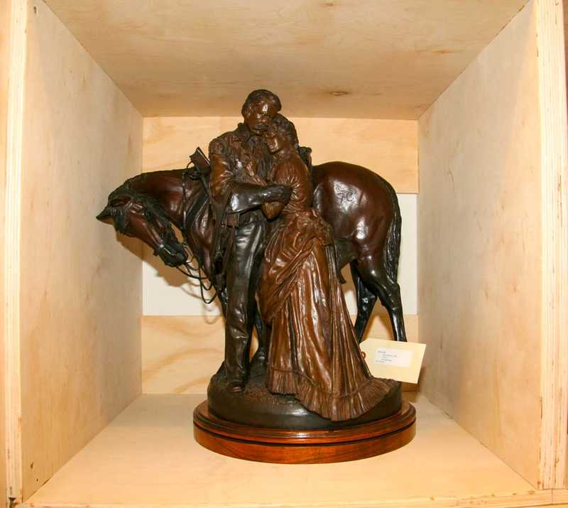 This solid bronze sculpture depi