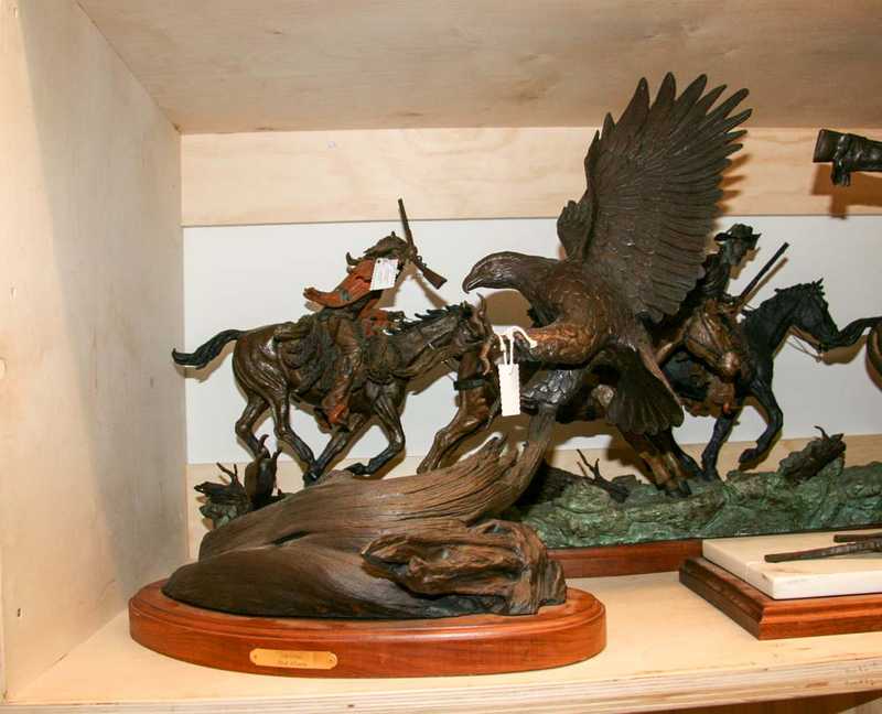 Bronze casting depicting eagle i